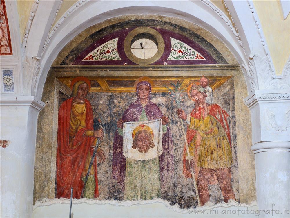 Vimercate (Monza e Brianza, Italy) - Veronica between San Cristoforo and a saint knight in the Church of Santo Stefano